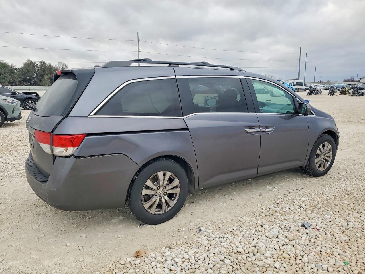 2016 Honda Odyssey Exl - Фото 3