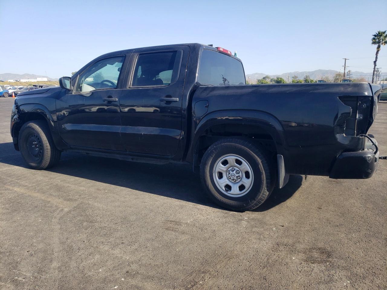 2022 Nissan Frontier S - Фото 2