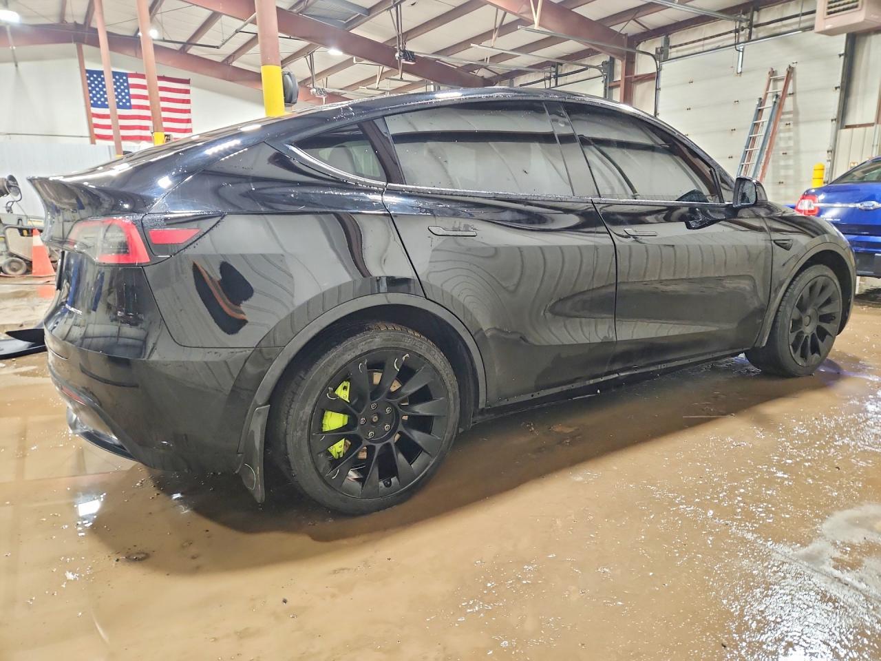 2021 Tesla Model Y - Фото 3