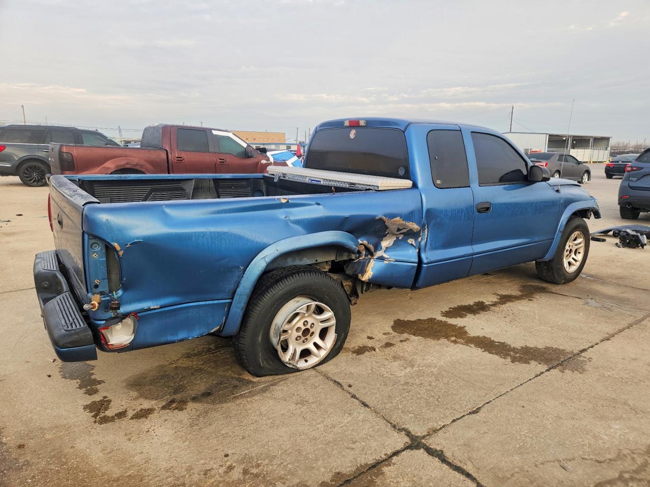 2004 Dodge Dakota Sport - Image 3