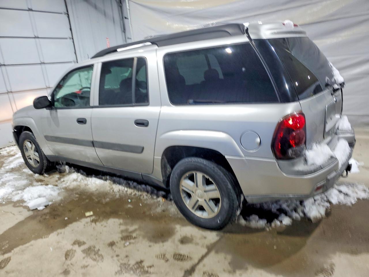 2005 Chevrolet Trailblazer Ext Ls - Image 2
