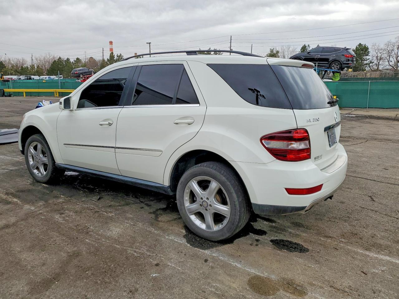 2011 Mercedes-Benz Ml 350 4Matic - Фото 2