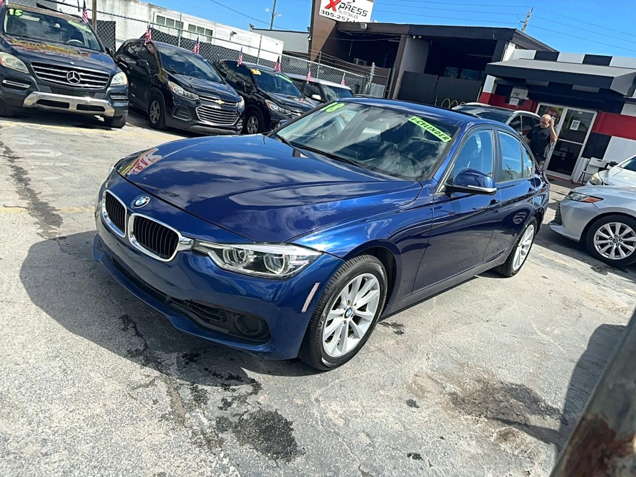 2018 BMW 320 I - Фото 2
