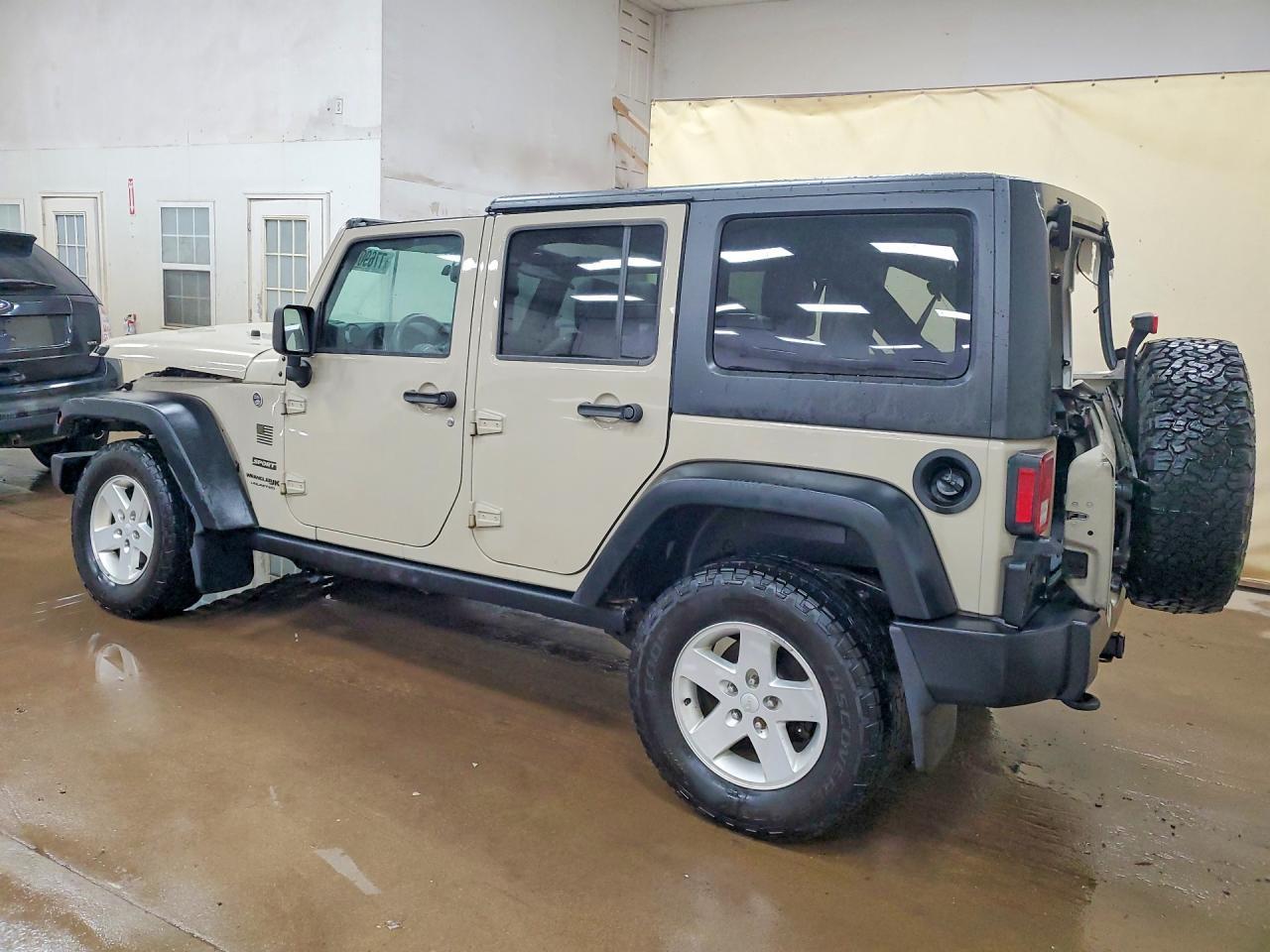 2018 Jeep Wrangler Unlimited Sport - Фото 2