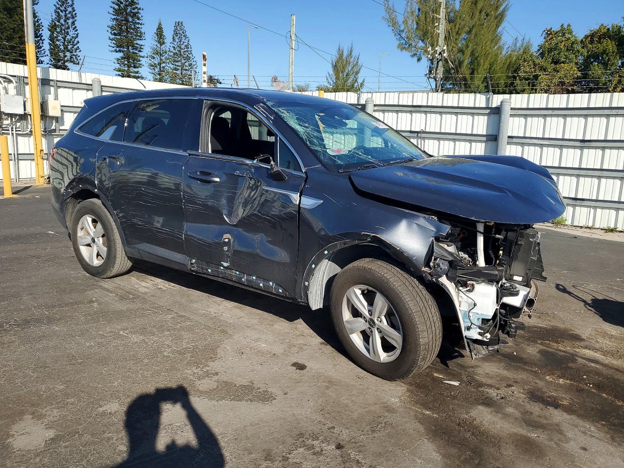 2022 Kia Sorento Lx - Фото 4