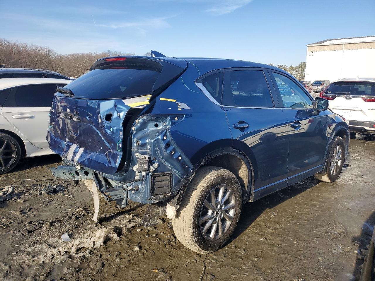 2024 Mazda Cx-5 Preferred - Image 3