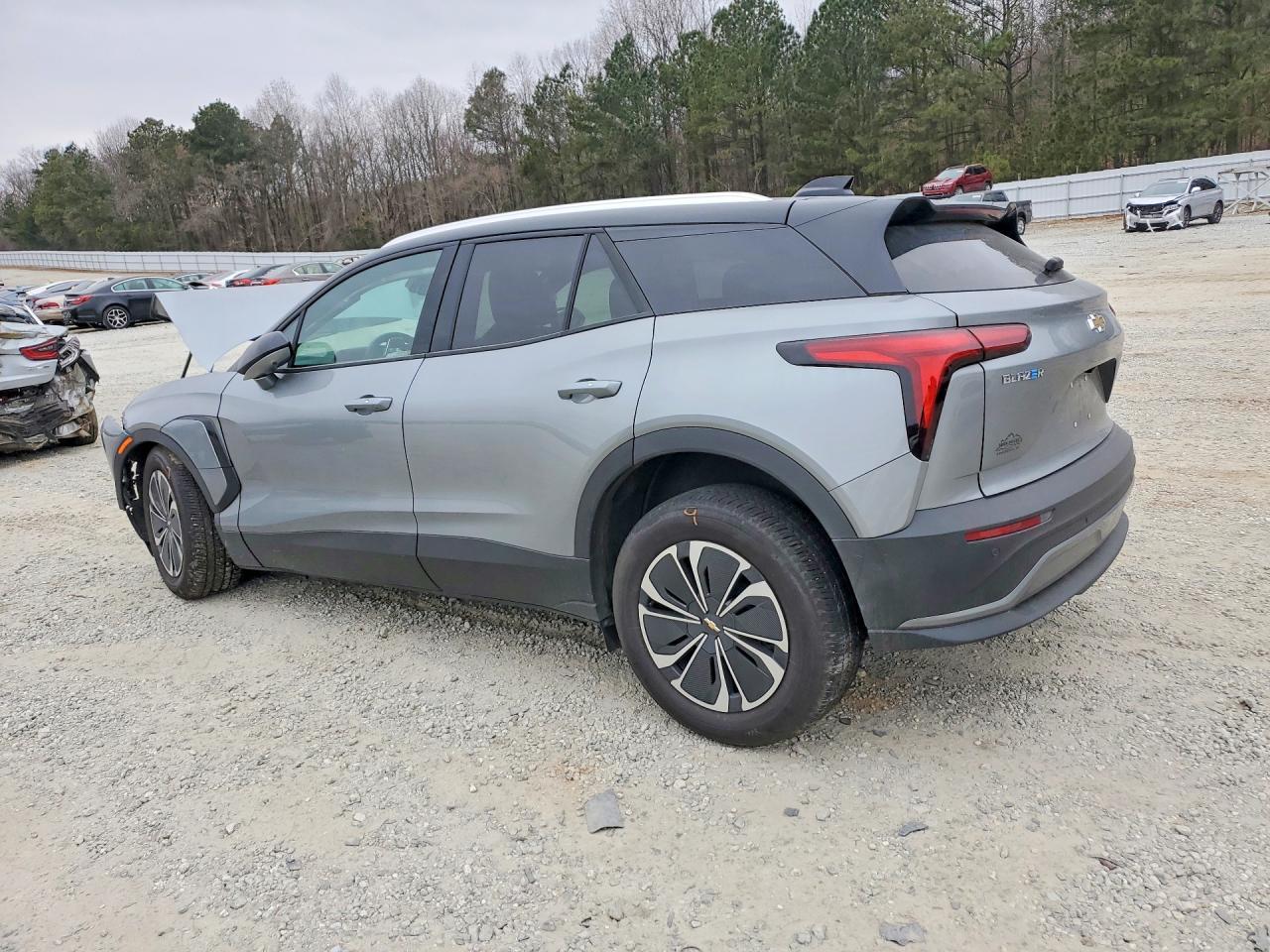2025 Chevrolet Blazer Lt - Image 2