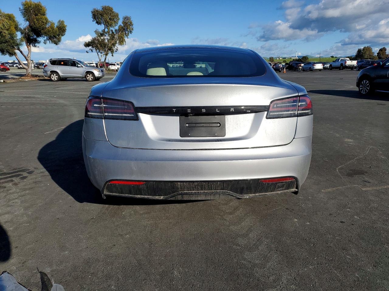 2024 Tesla Model S - Фото 6