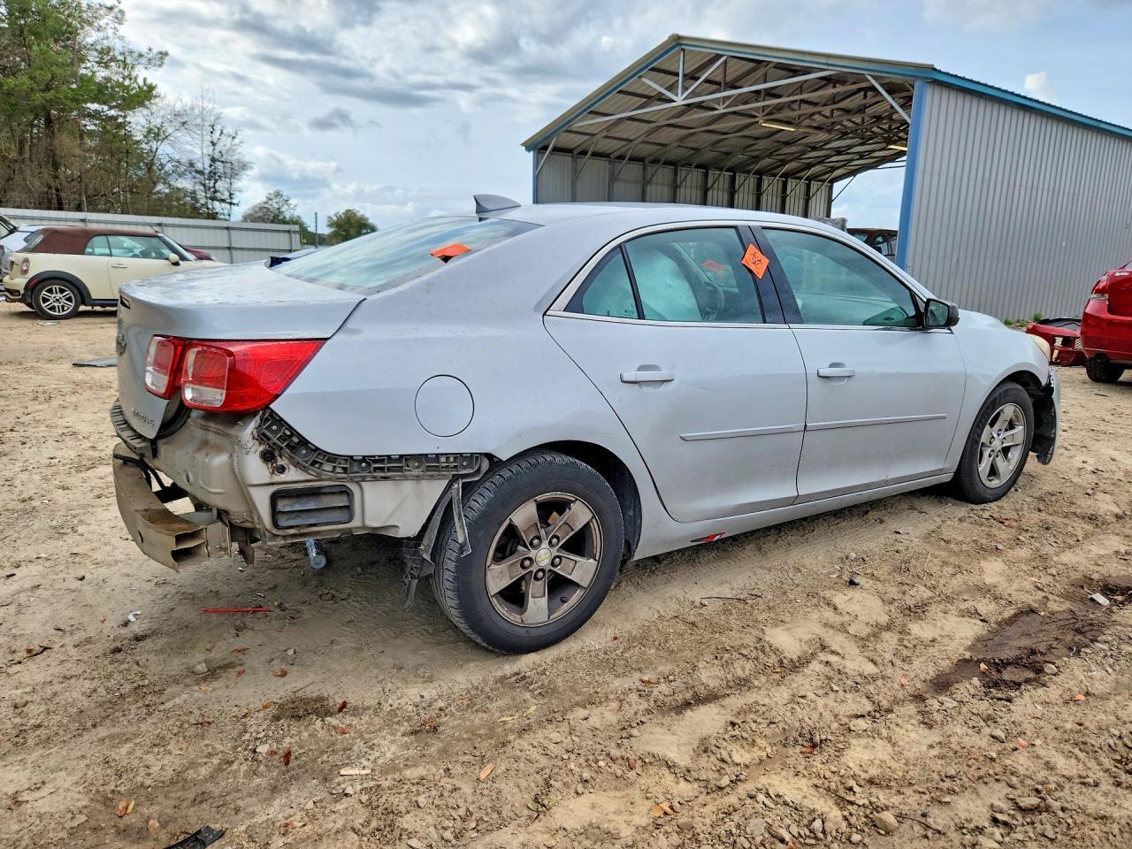 2015 Chevrolet Malibu Ls - Фото 3