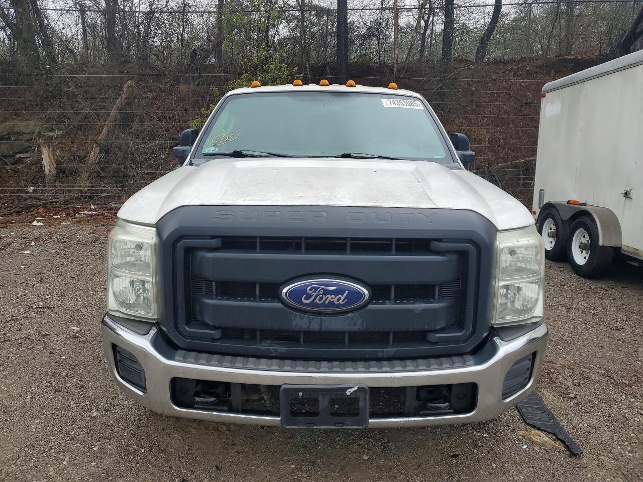 2014 Ford F350 Super Duty - Фото 5