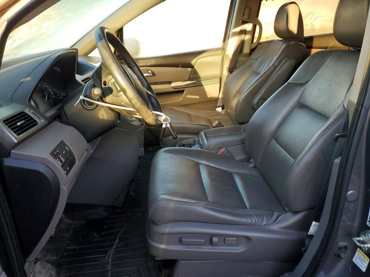 2016 Honda Odyssey Touring - Фото 7