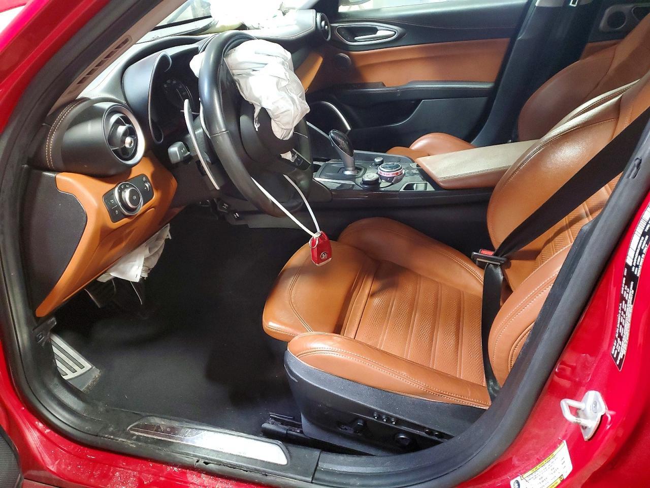 2018 Alfa Romeo Giulia Ti Q4 - Фото 7