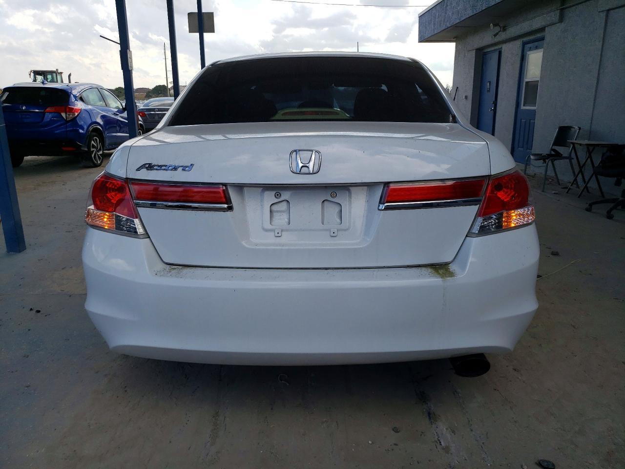 2011 Honda Accord Lx - Фото 6