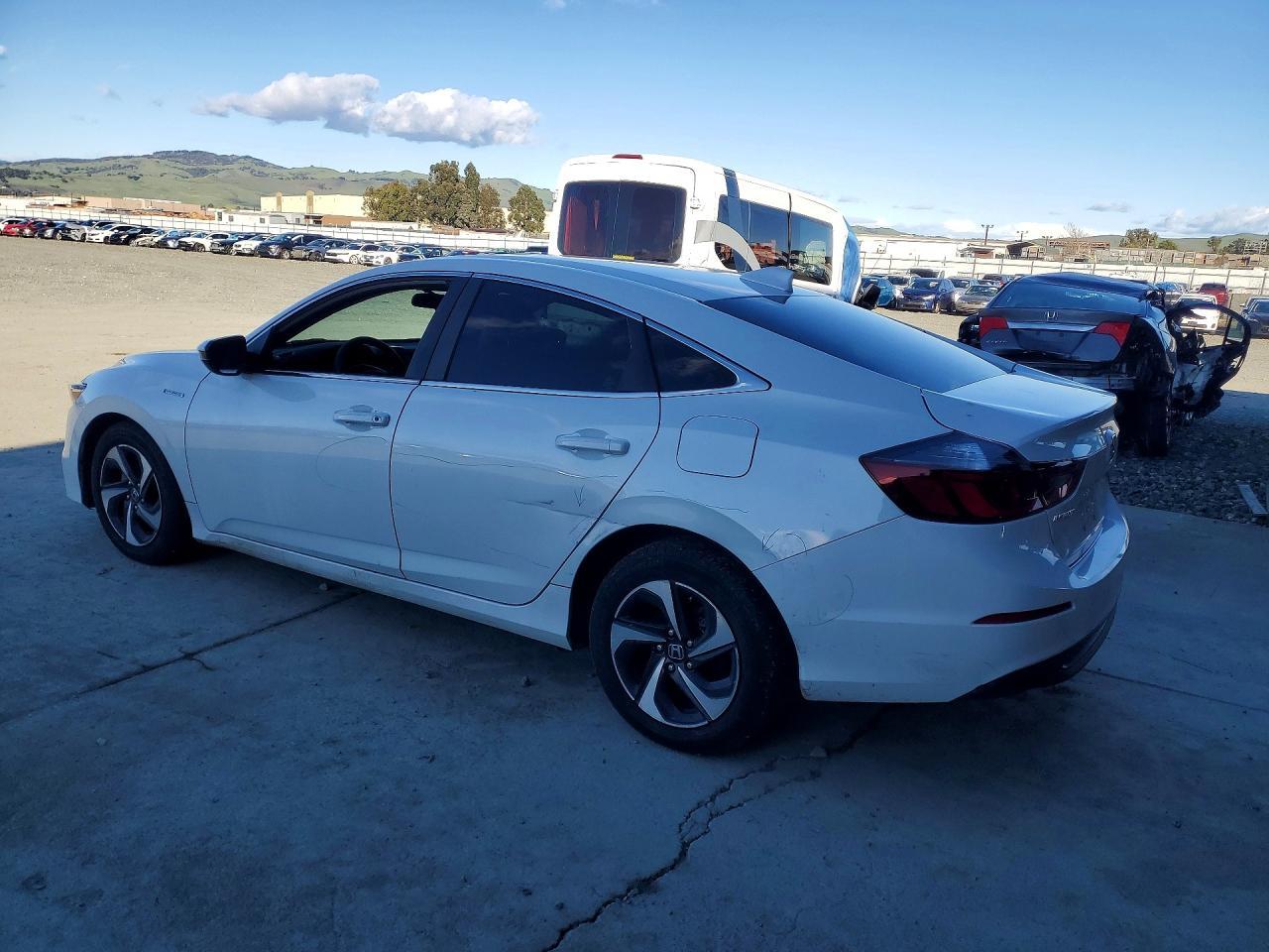 2022 Honda Insight Ex - Фото 2