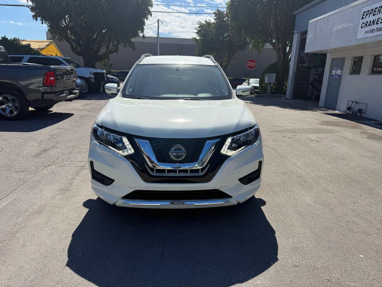 2018 Nissan Rogue Sv - Image 3