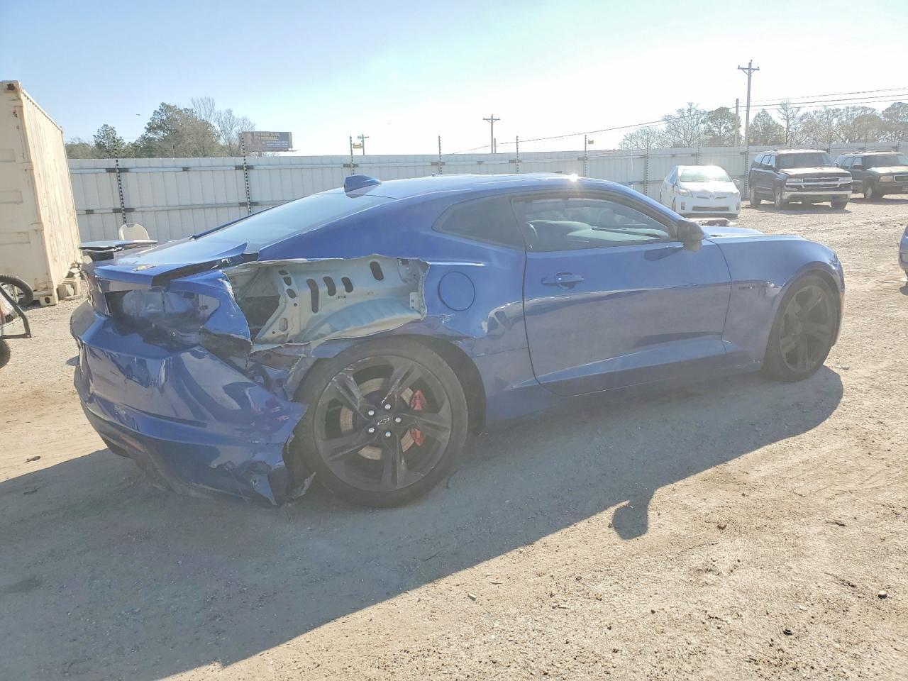 2021 Chevrolet Camaro Ss - Фото 3
