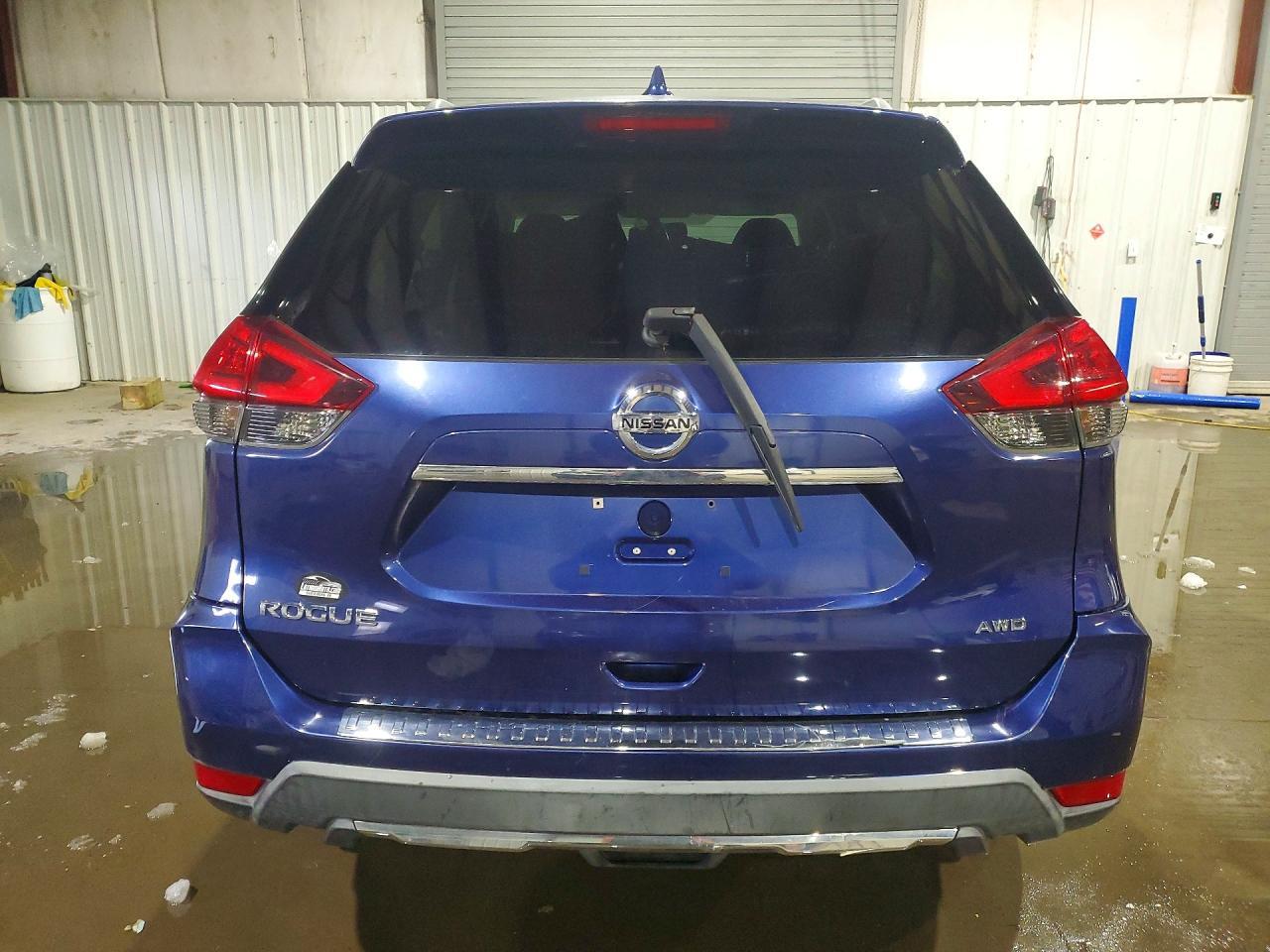 2017 Nissan Rogue S - Image 6