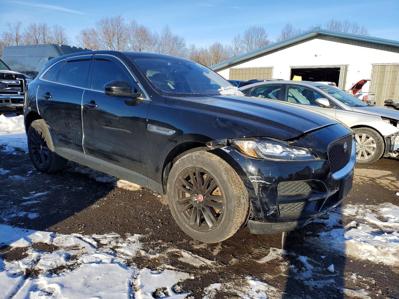 2017 Jaguar F-Pace Prestige - Фото 4
