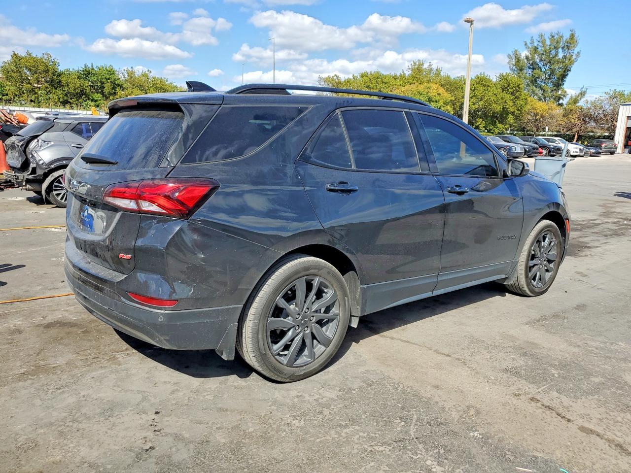 2023 Chevrolet Equinox Rs - Фото 3