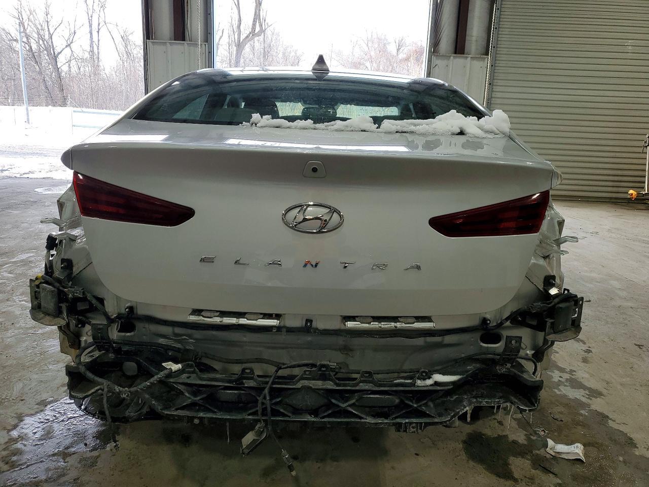 2019 Hyundai Elantra Sel - Фото 6