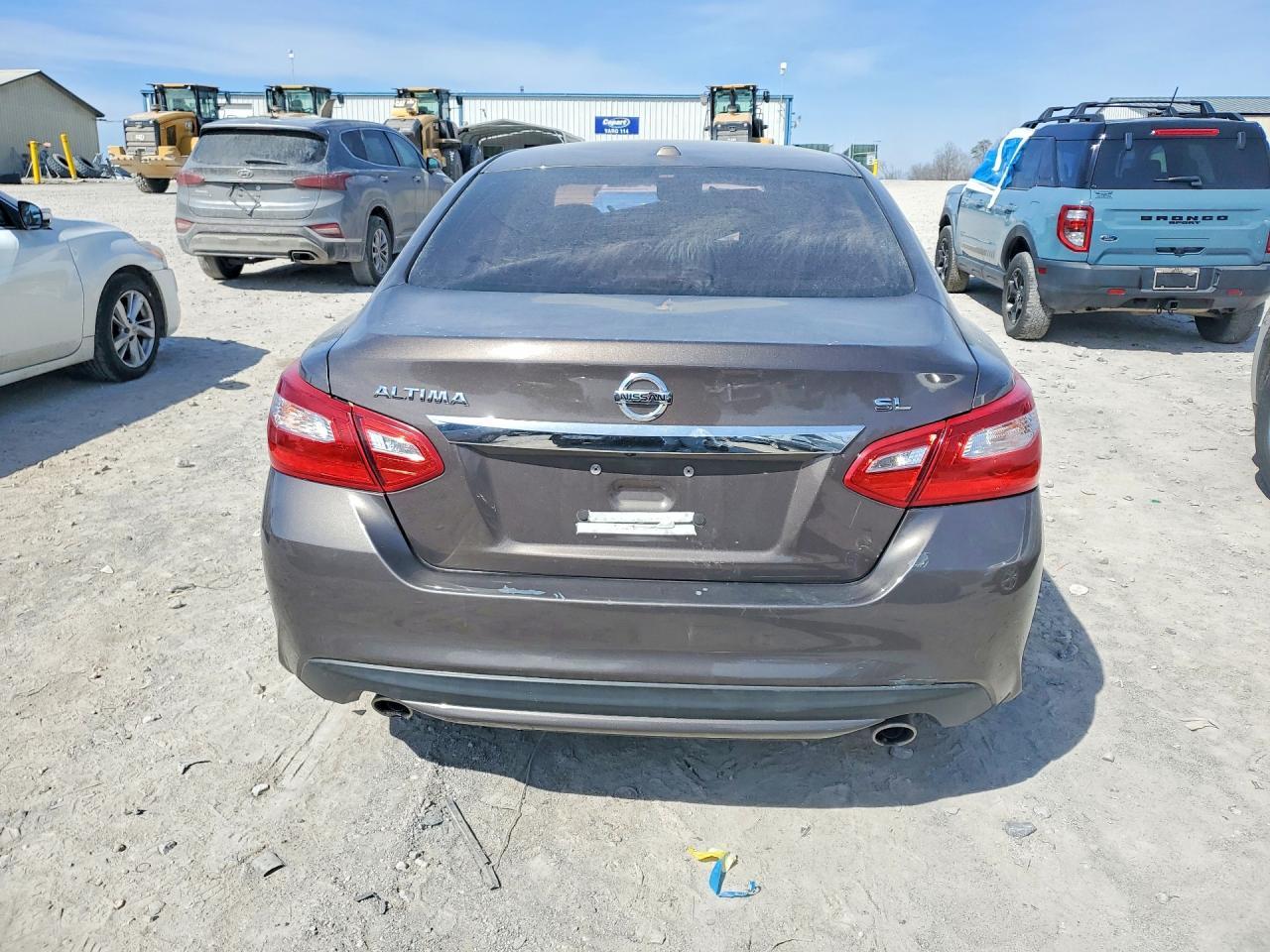 2017 Nissan Altima 2.5 - Image 6