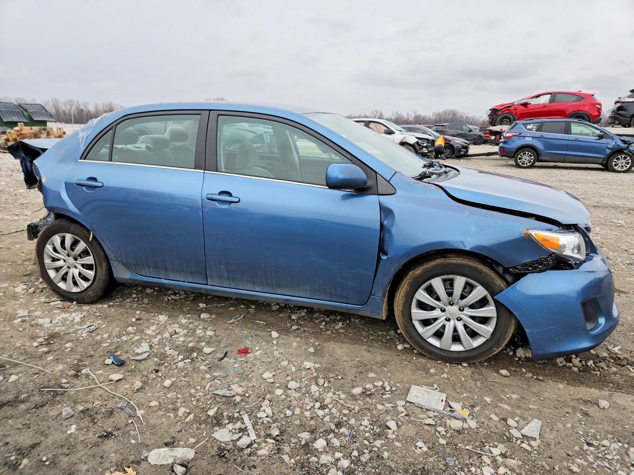 2013 Toyota Corolla - Фото 4