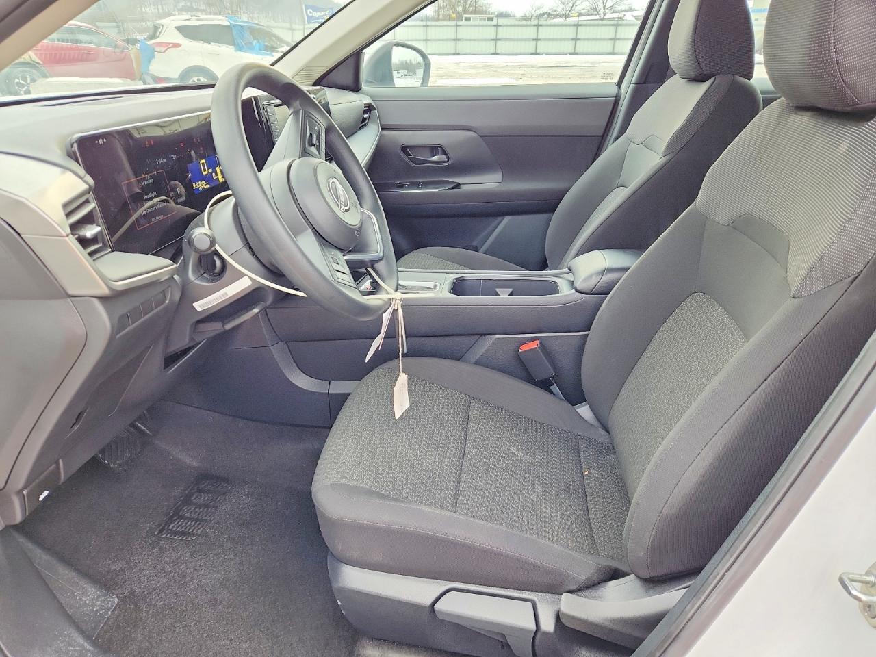 2025 Nissan Kicks S - Фото 7