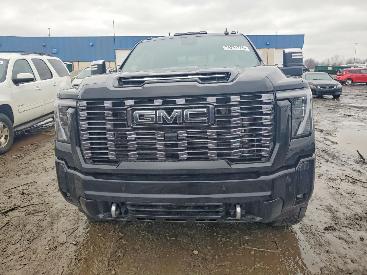 2025 GMC Sierra K2500 Denali Ultimate - Image 5