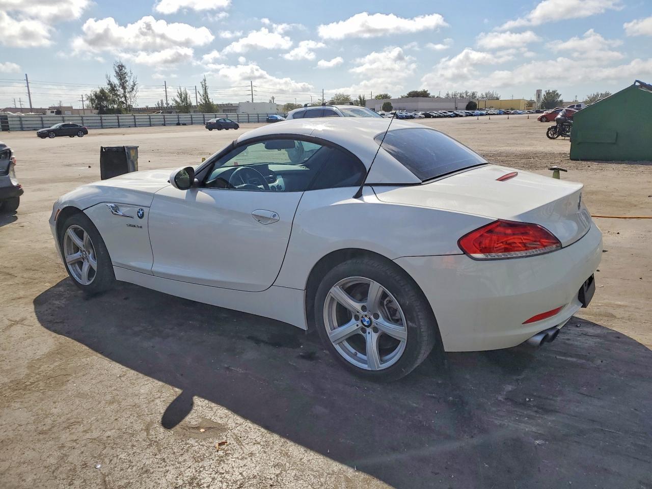 2016 BMW Z4 Sdrive28I - Фото 2