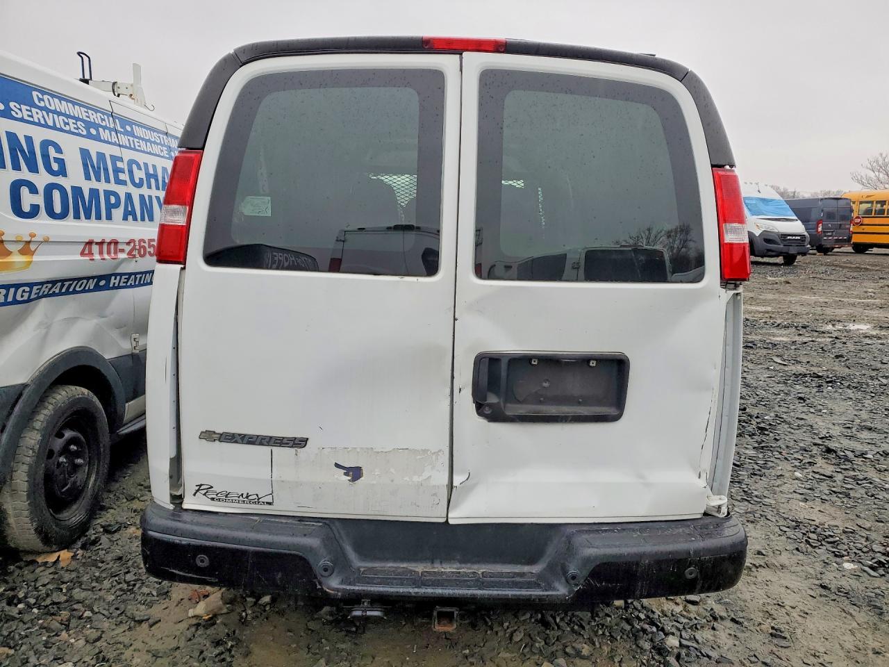 2020 Chevrolet Express 2500 Cargo Delivery Van - Фото 6