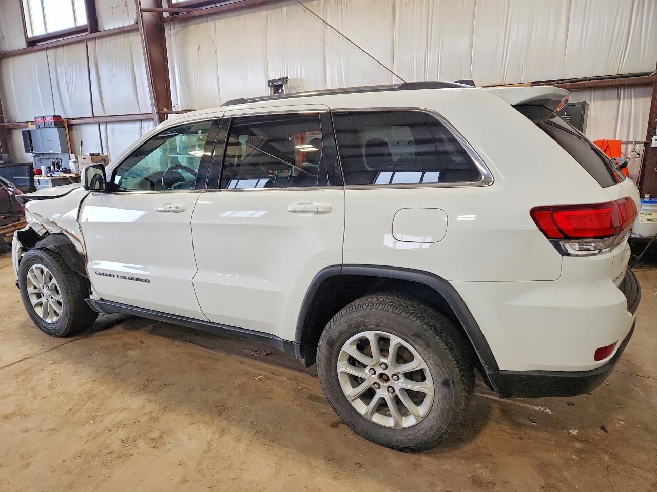 2021 Jeep Grand Cherokee Laredo - Image 2