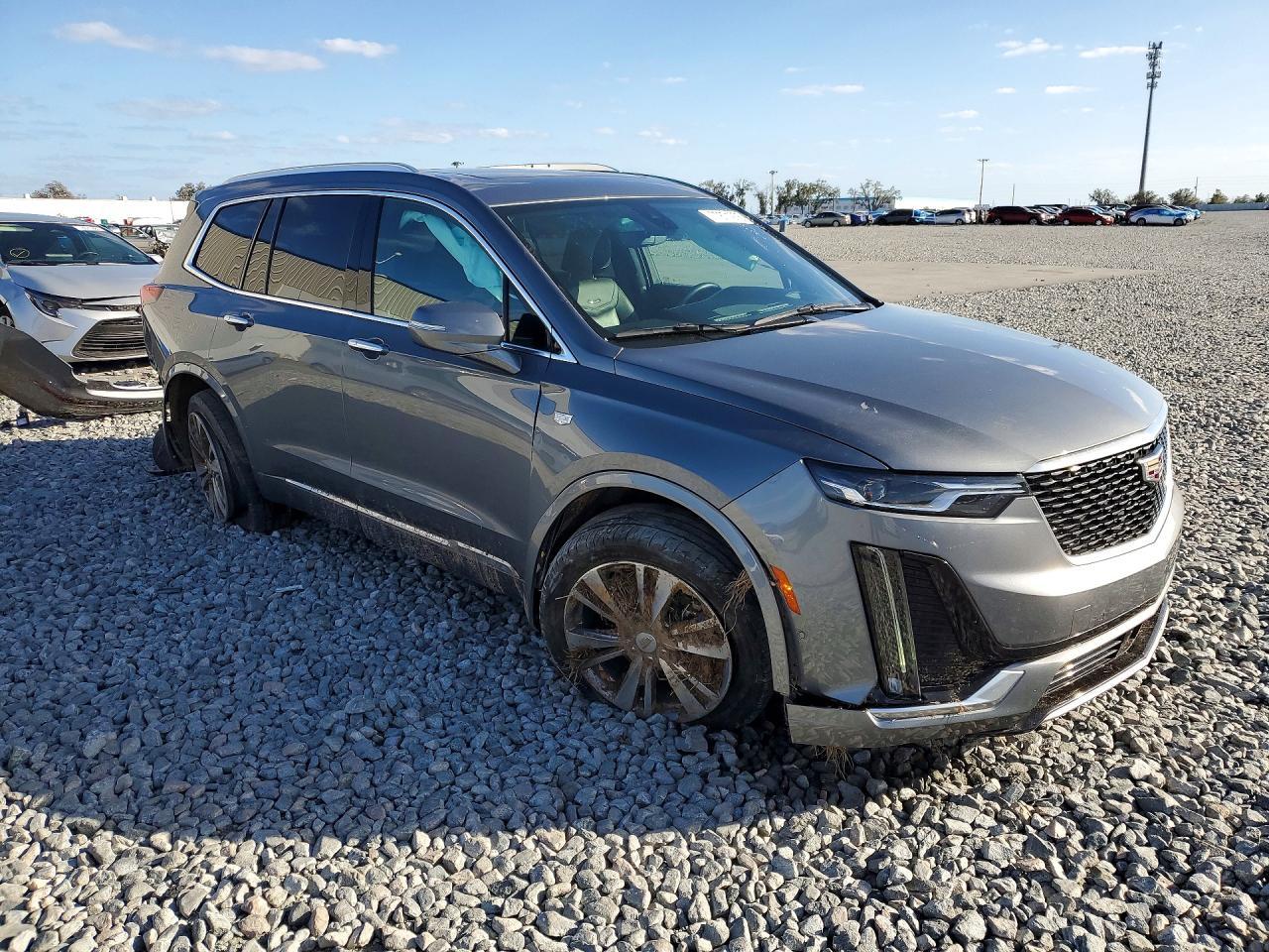 2021 Cadillac Xt6 Premium Luxury - Image 4