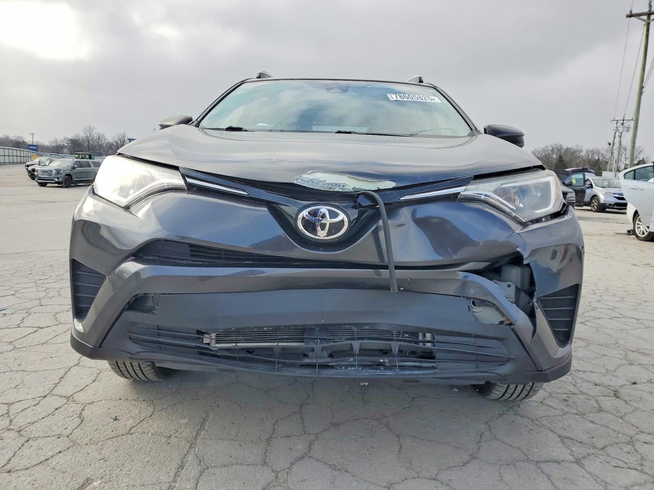 2017 Toyota Rav4 Le - Image 5