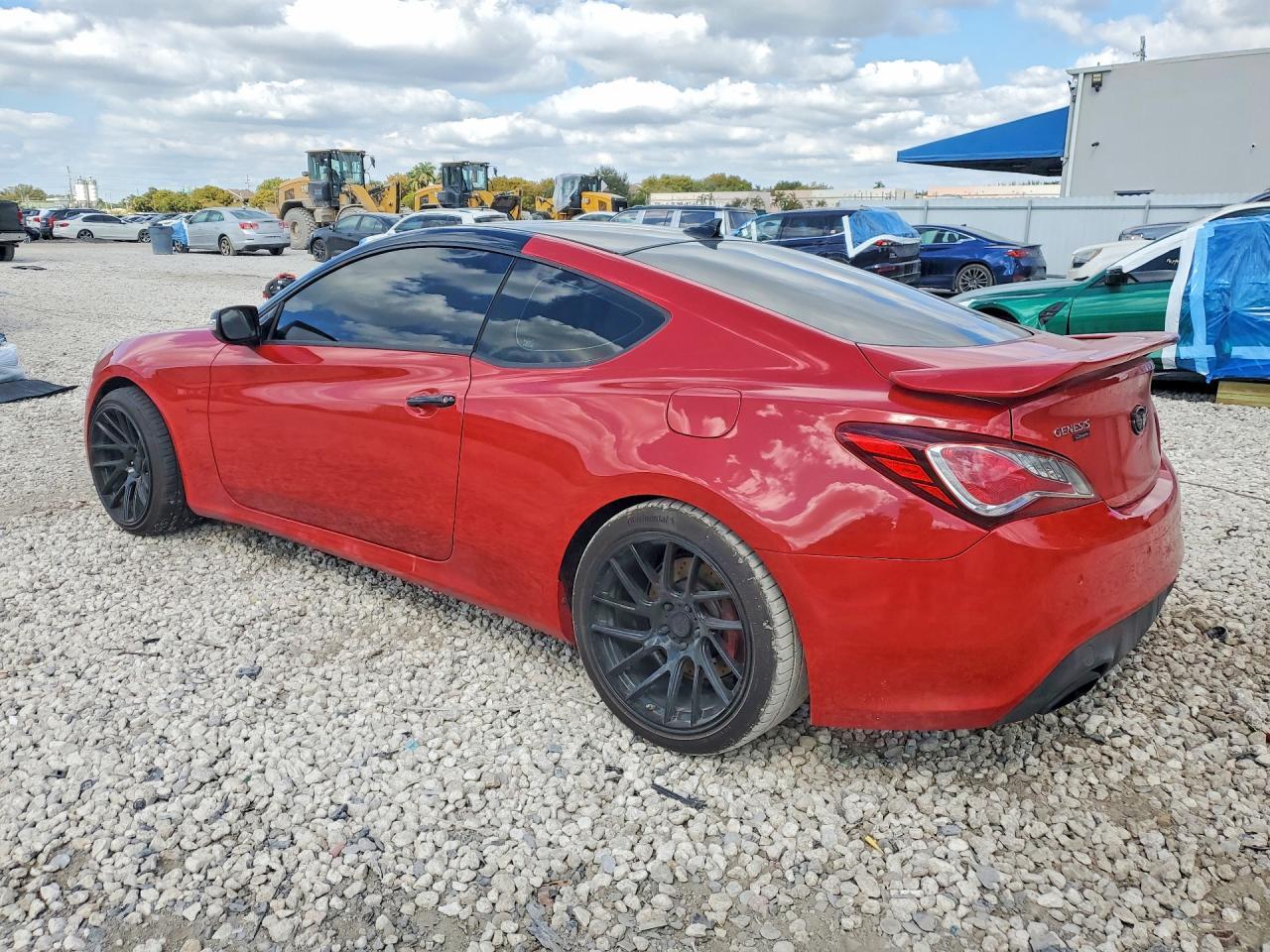 2015 Hyundai Genesis Coupe - Фото 2