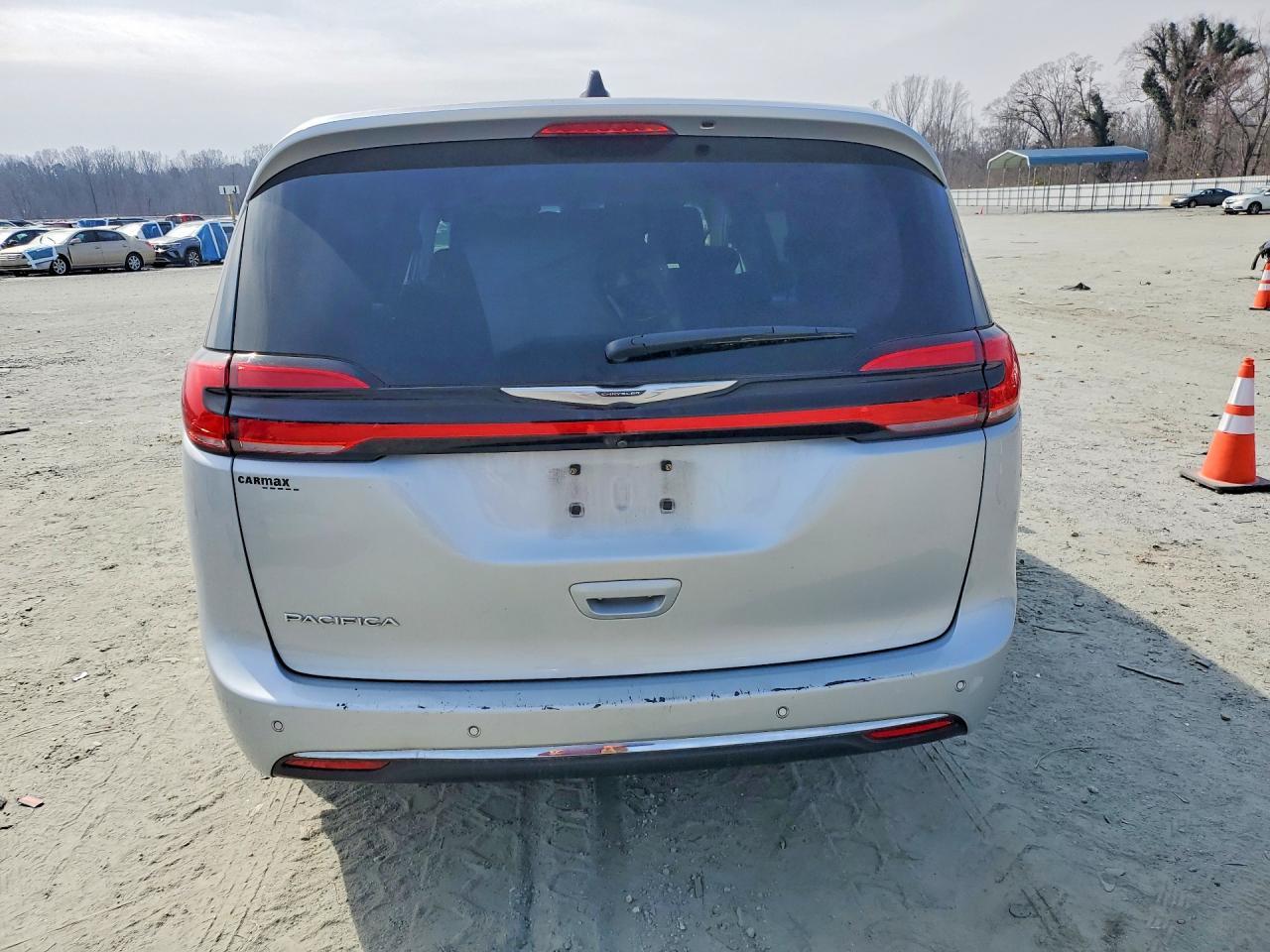 2023 Chrysler Pacifica Touring L - Фото 6