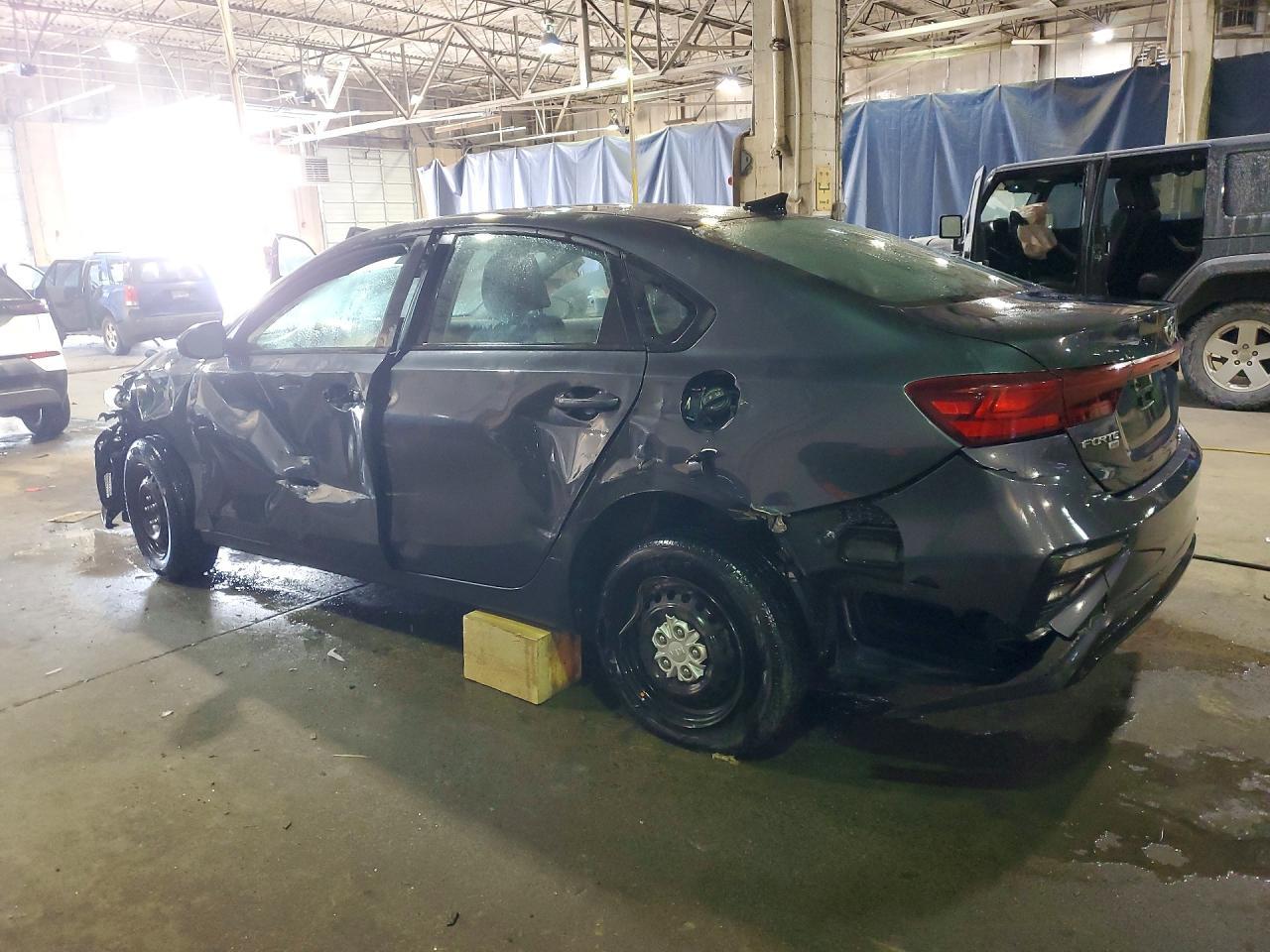 2020 Kia Forte Fe - Image 2