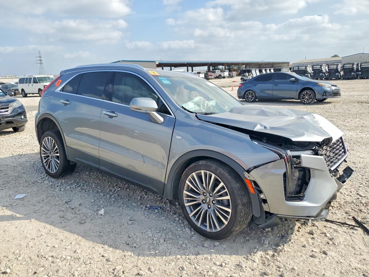 2024 Cadillac Xt4 Premium Luxury - Фото 4