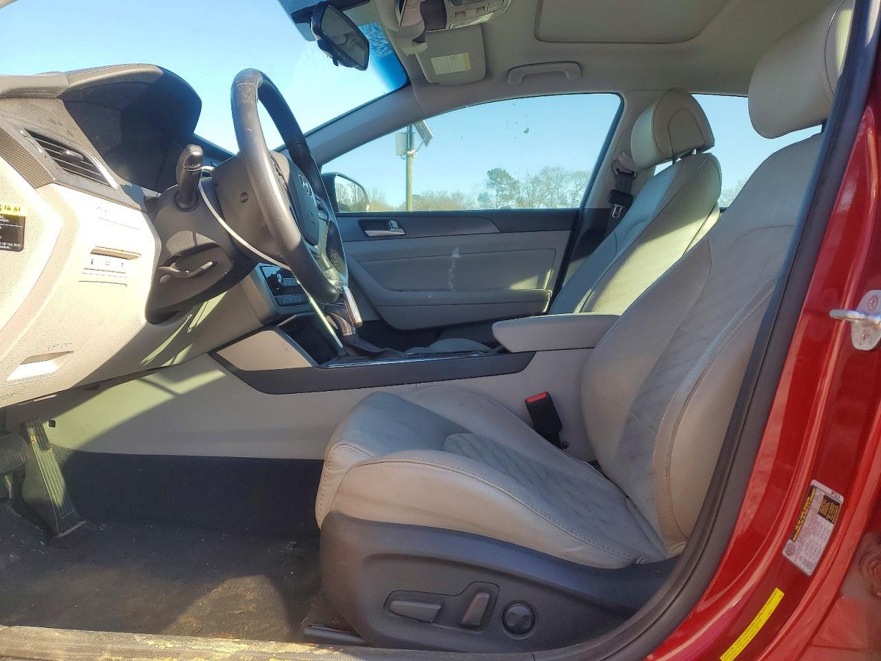 2016 Hyundai Sonata Sport - Image 7