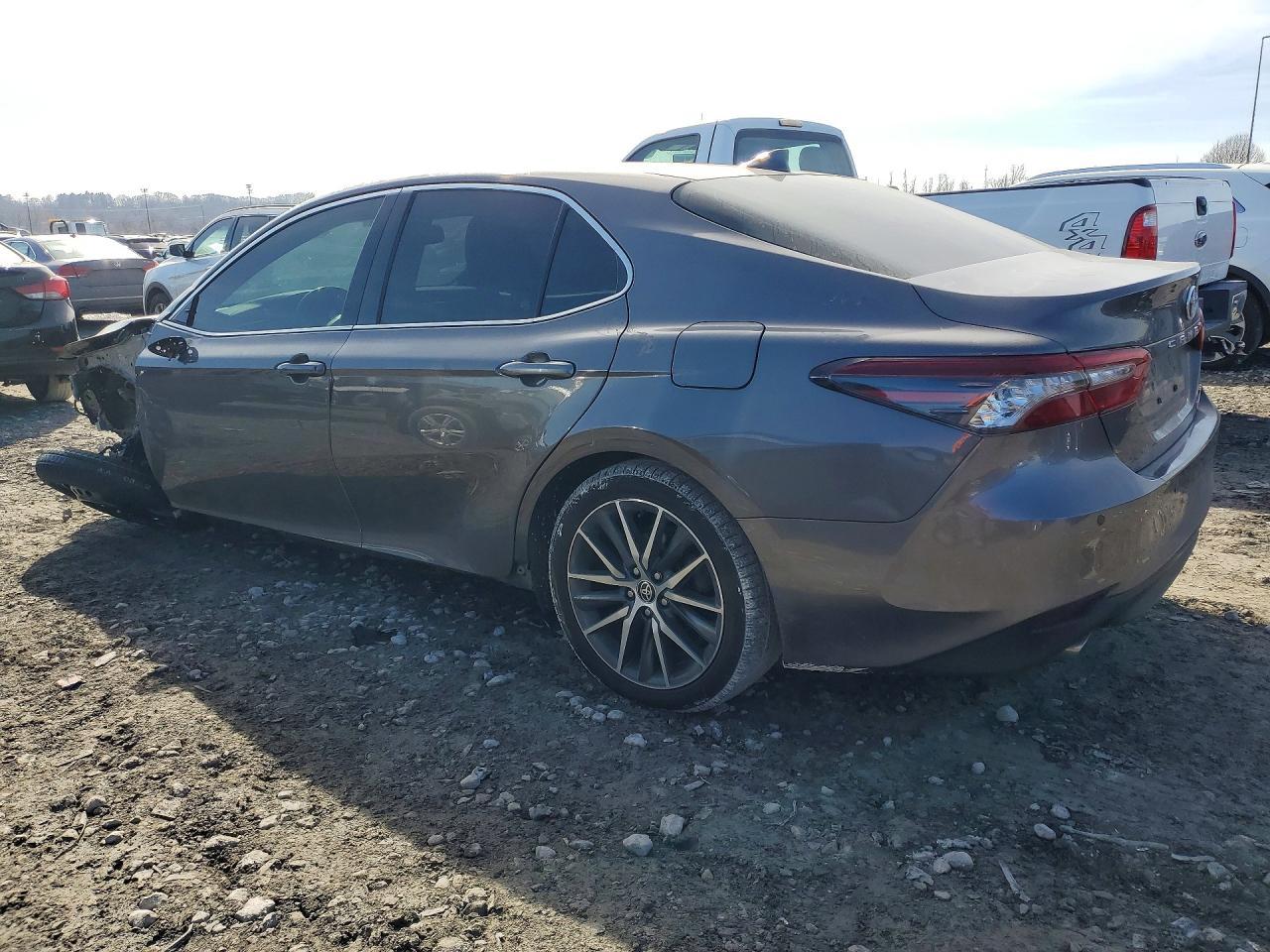 2023 Toyota Camry Xle - Фото 2