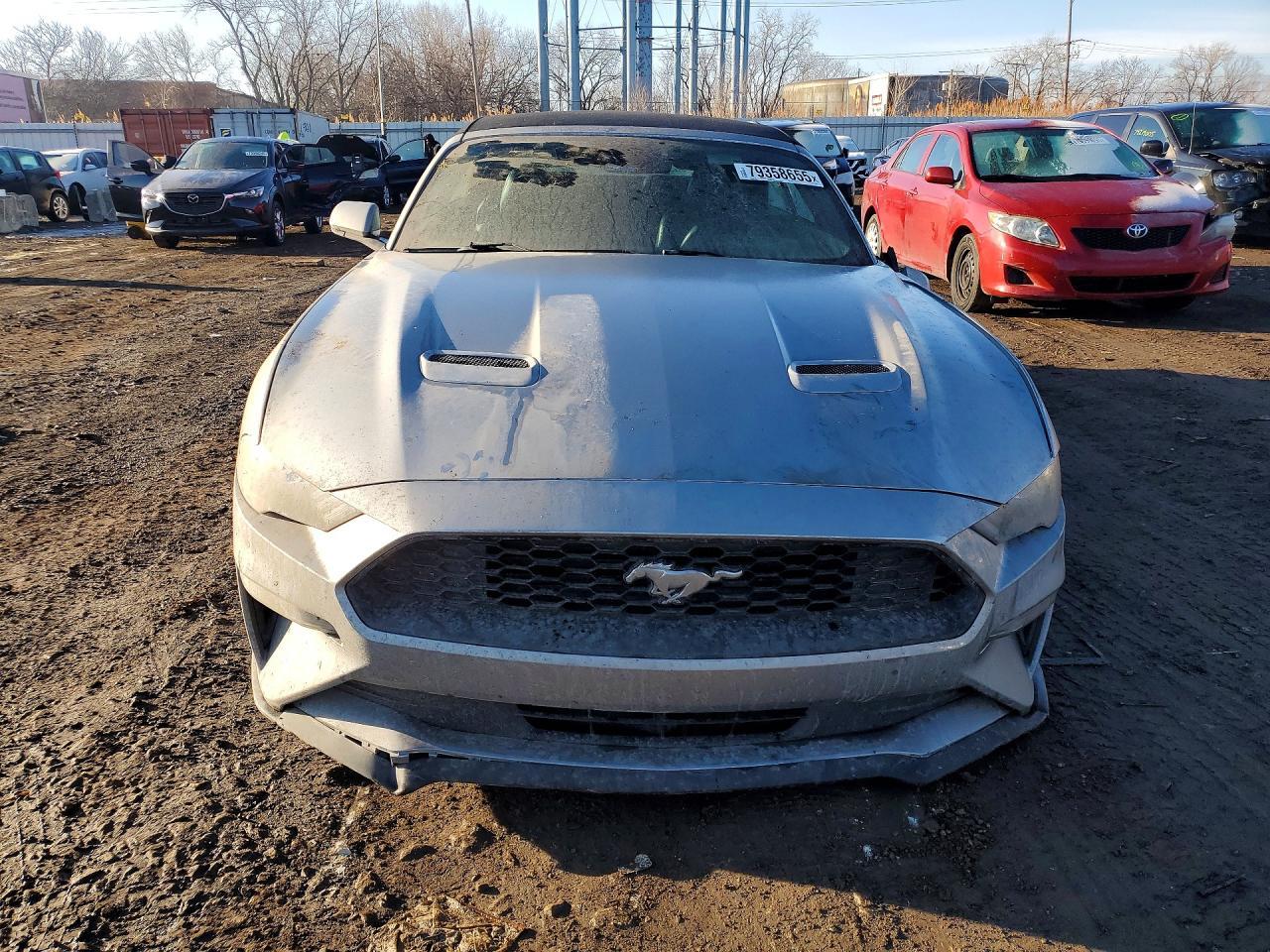 2022 Ford Mustang - Image 5