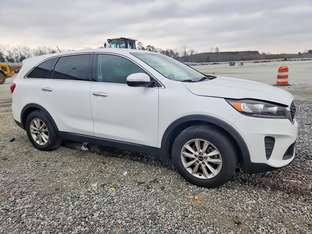 2019 Kia Sorento L - Image 4