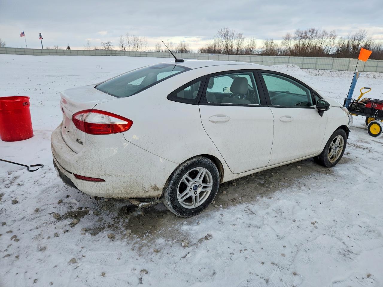 2019 Ford Fiesta Se - Фото 3