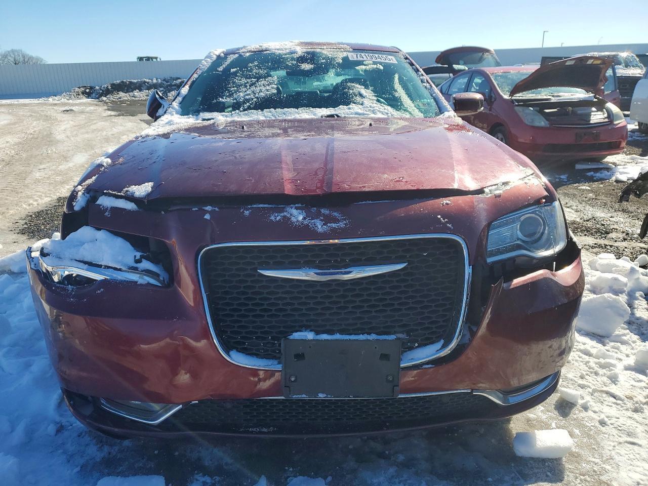 2015 Chrysler 300 Limited - Фото 5