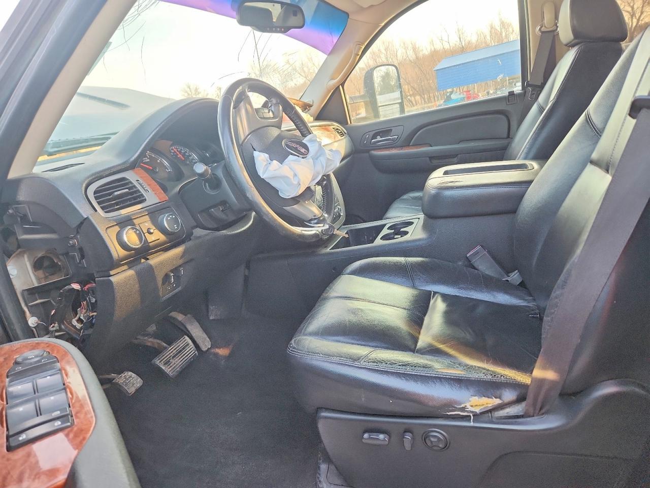 2008 GMC Sierra K2500 Heavy Duty - Image 7