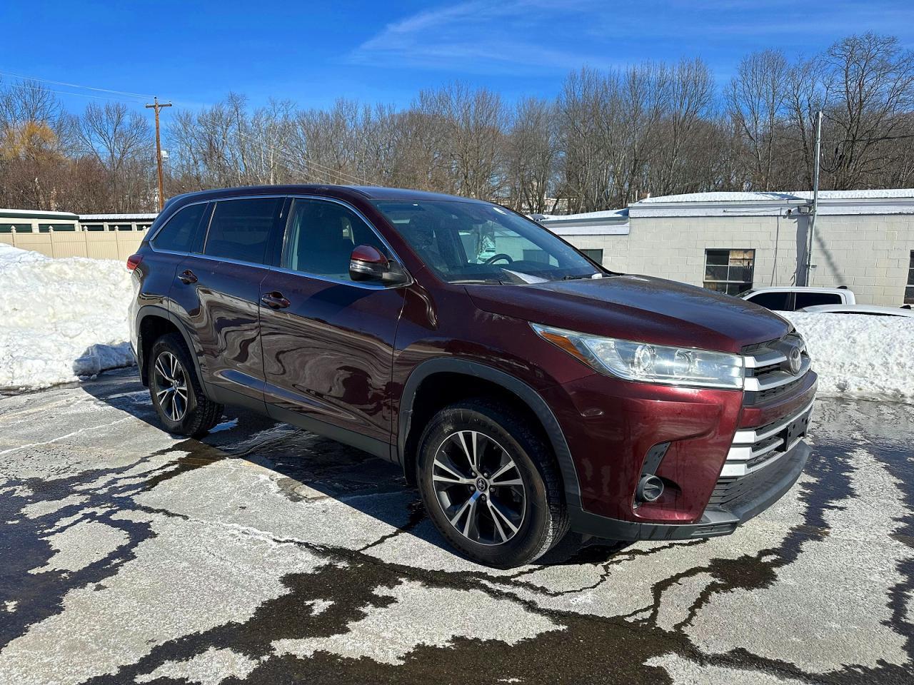 2019 Toyota Highlander Le - Фото 4