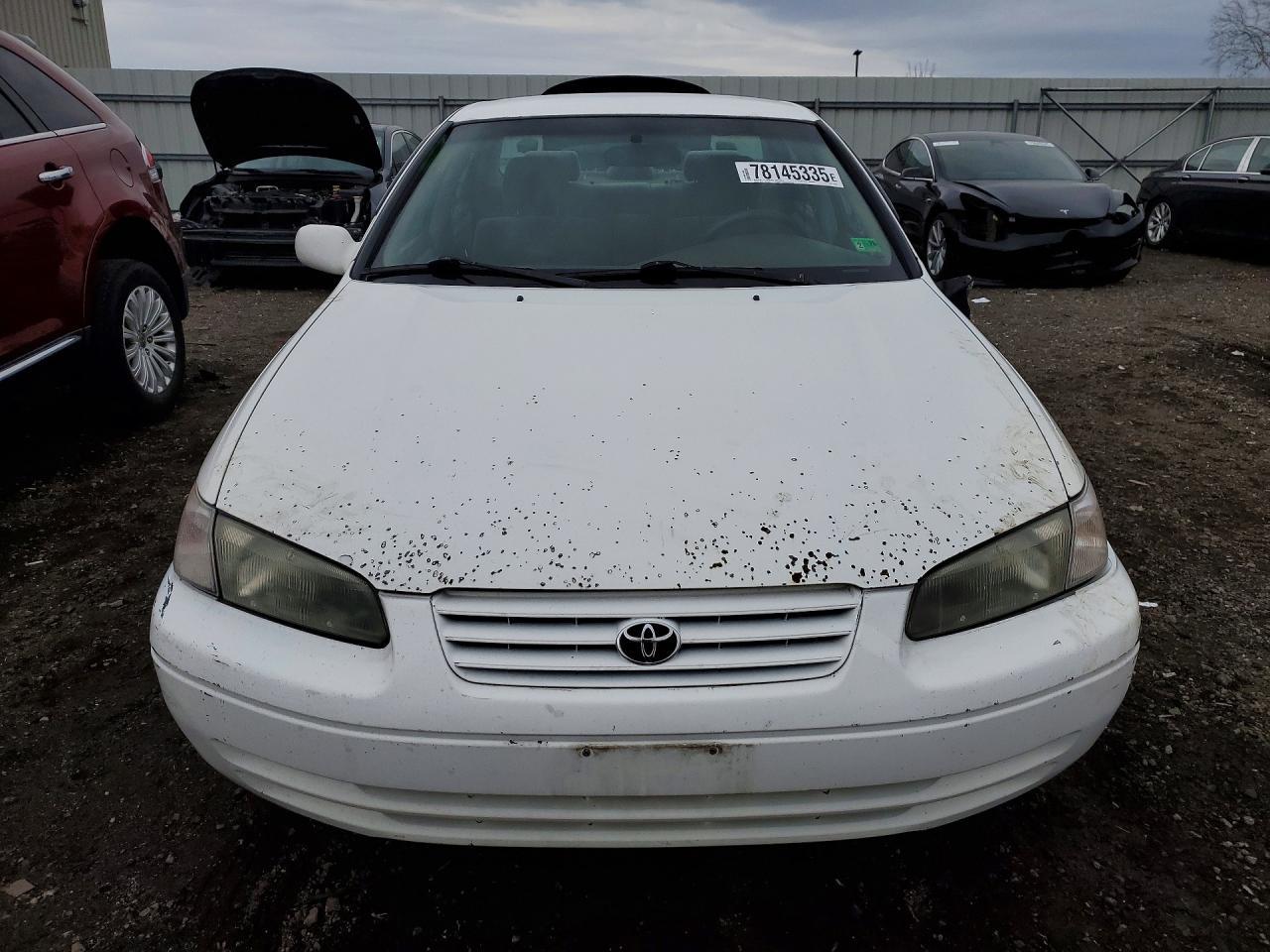1998 Toyota Camry Le - Фото 5