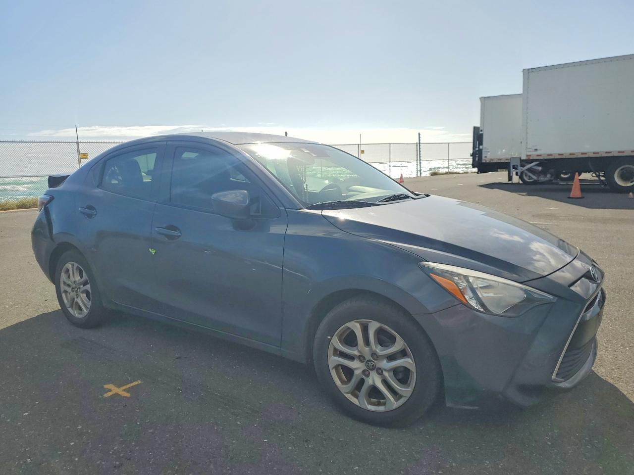 2017 Toyota Yaris Ia - Image 4