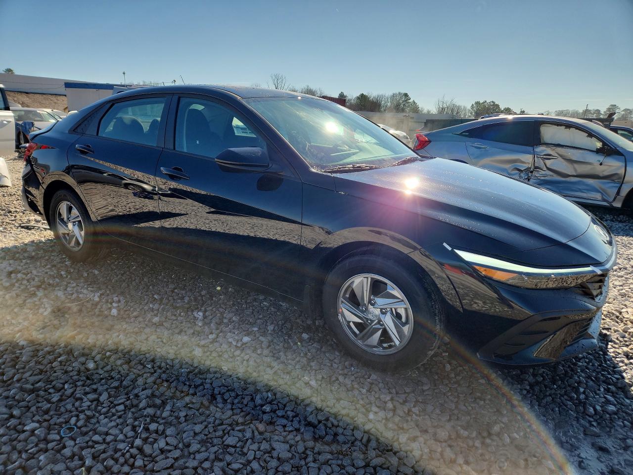 2026 Hyundai Elantra Se - Image 4