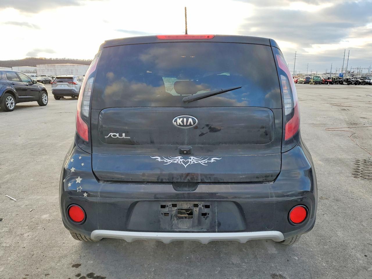 2017 Kia Soul + - Image 6
