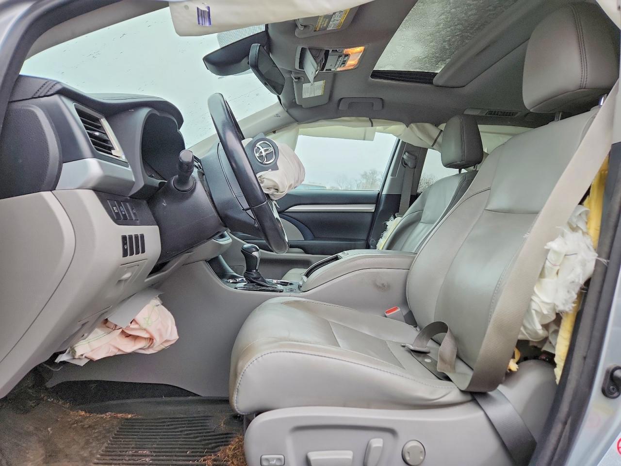 2017 Toyota Highlander Se - Image 7